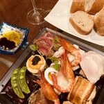 レストラン ラ・カンサトゥール - バゲット付き