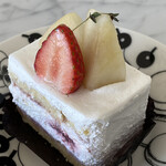 PATISSERIE ASAKO IWAYANAGI - 季節のショートケーキ