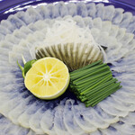 和食処まきや - とらふく刺二人前（とらふくコース）