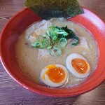 沖縄宮古島ラーメン　天晴 - とんこつ醤油　炙りアグー豚ラーメン￥1280(21-01)