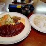 レストハウス ヨシヤマ - ハンバーグ＆チーズオムレツランチ