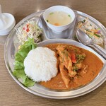 タイレストラン チェンマイ - 鶏肉パネンカレー
