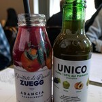 D.O.C. Pizza & Mozzarella Bar - ドリンク写真:Zuegg juice & Unico juice