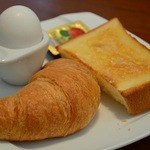 今万人珈琲   - モーニングセット・・・お得です