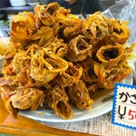 魚河岸 丸天 - カサゴの大群がお出迎え