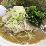 ラーメン鹿島家 - ラーメン・並（650円）