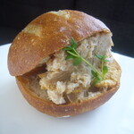 ブリコターブル - ポークリエット＆トマトフムス