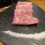 Yakiniku Akami Niku Ga Tou - 