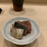 鮨処 つく田 - ゴマ鯖