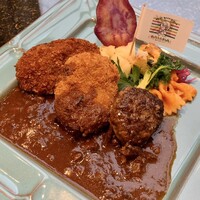 神戸牛洋食アモナ - ・神戸牛メンチカツ・神戸牛コロッケ
                    ・神戸牛ハンバーグ
