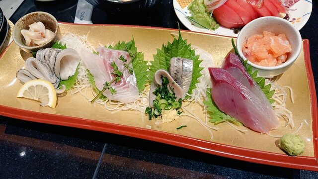 独楽寿司 八王子オクトーレ店 八王子 回転寿司 食べログ