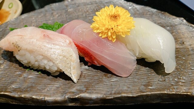 独楽寿司 八王子オクトーレ店 八王子 回転寿司 食べログ