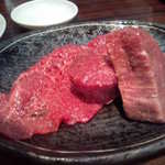 分厚いお肉はヒレで絶品!!