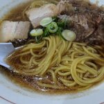 やさしい、とんこつ 麺 かまくら  - カツオちゃん醤油アップ