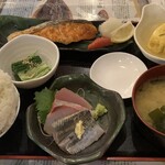 タカマル鮮魚店 - 焼鮭定食