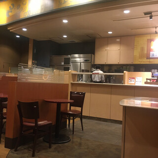 カフェ・ベローチェ_2