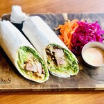 Cafe Apartment 183 - Cajun Chicken Wrap Roll