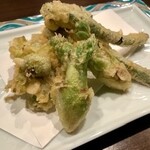 酒趣 - 山菜の天ぷら