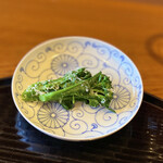 瞬 - ブロッコリー(スティックセニョール)(自家栽培)のお浸し、オリーブオイル掛け、マジヤクリチーズ(岡山県吉田牧場産)掛け