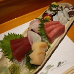 やすけ - 刺身盛り合わせ