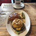 GRILL BURGER CLUB SASA - 【2月Monthly Burger】”１日限定１０食” 『レッドホットチーズBURGER￥1150』 ※平日ランチ ソフトドリンク付