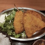 Susukino Oosuke Toukyou - アジフライ定食（おかずのアップ）