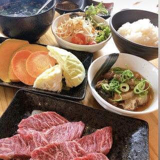 近江牛肥育牧場直営 ホルモン焼肉 犇 カメチク_1