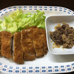 居喰処 光 - 2021/02/01
      本日のランチ トンカツ定食 500円