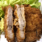 居喰処 光 - 2021/02/01
      本日のランチ トンカツ定食 500円