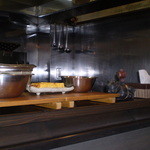 Fujiya - 厨房の上の自家製卵焼き