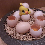 神保町 傳 - ホワイトアスパラの寄せ豆腐　朱鷺の巣に見立てた卵黄と共に