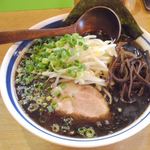極麺 小次郎  - 黒とんこつ
