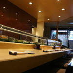 紀文 - 落ち着ける自慢のｶｳﾝﾀｰ席。