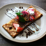 ブレッツカフェ　クレープリー - クレープ フレーズ