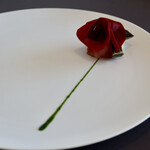 プレゼンテ スギ - 一輪の薔薇