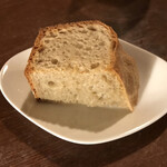 chiisanaryouritemmorinokujirasou - 自家製パン