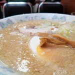 環七土佐っ子ラーメン - ラーメン・表情。