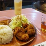 Karaage Semmonten Tamachan - 