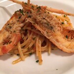 La Cucina Italiana Rustica - 特選コース(6000円)のパスタ
                        手長エビとトマトソースのリングイネ