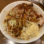 ラーメン荘 歴史を刻め 新栄店 - 