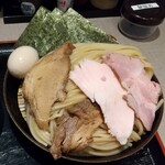 やまのうち製麺 - 特製濃厚つけ麺・特盛☆ 麺500g （ 茹でる前の重さ ）