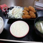 おふくろ食堂 - カキフライ定食(750円)