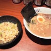 横濱家 - ハーフラーメン＆レタスチャーハン（小）