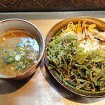 麺匠 呉屋 - 冷つけそば　茎わかめ3倍