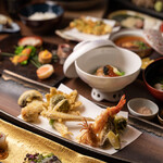 Roppongi SuZuNa - 四季を感じさせる日本料理の会席コース