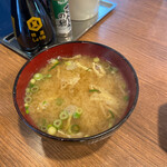 丸高食堂 - 二種盛合せ定食に付いていた味噌汁