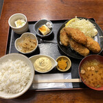 145387372 - 大粒カキフライ4個定食