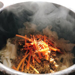 かっこう料理店 - 土鍋ごはん キャベツと肉味噌のご飯