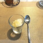 La Brianza - レモンとオレンジラム酒のグラニテ。お口直しなのにこれ自体がおいしくて嬉しくなります(^ー^)