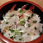 鮨の遊彩 - 選べる三色丼（平目・鯛・甘海老）